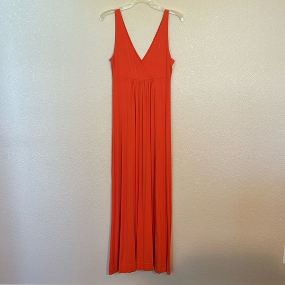 New York & Company Dresses & Skirts - Women’s New York and Co orange maxi dress size XS.
